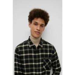 BOSS Riou Black Shirt -BOSS Shop unnamed file 2077